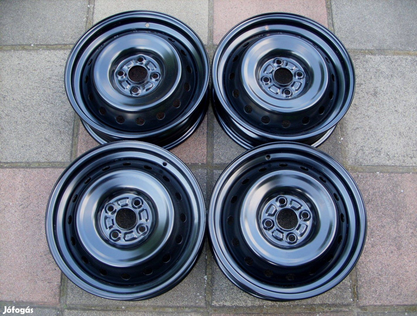 Suzuki Swift Ignis teljesen Új felni lemezfelni 15"