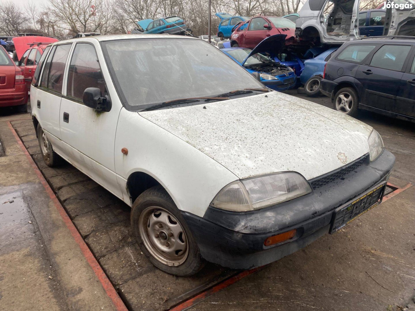 Suzuki Swift (1993) 1.0i G10A Alkatrészek #M2008