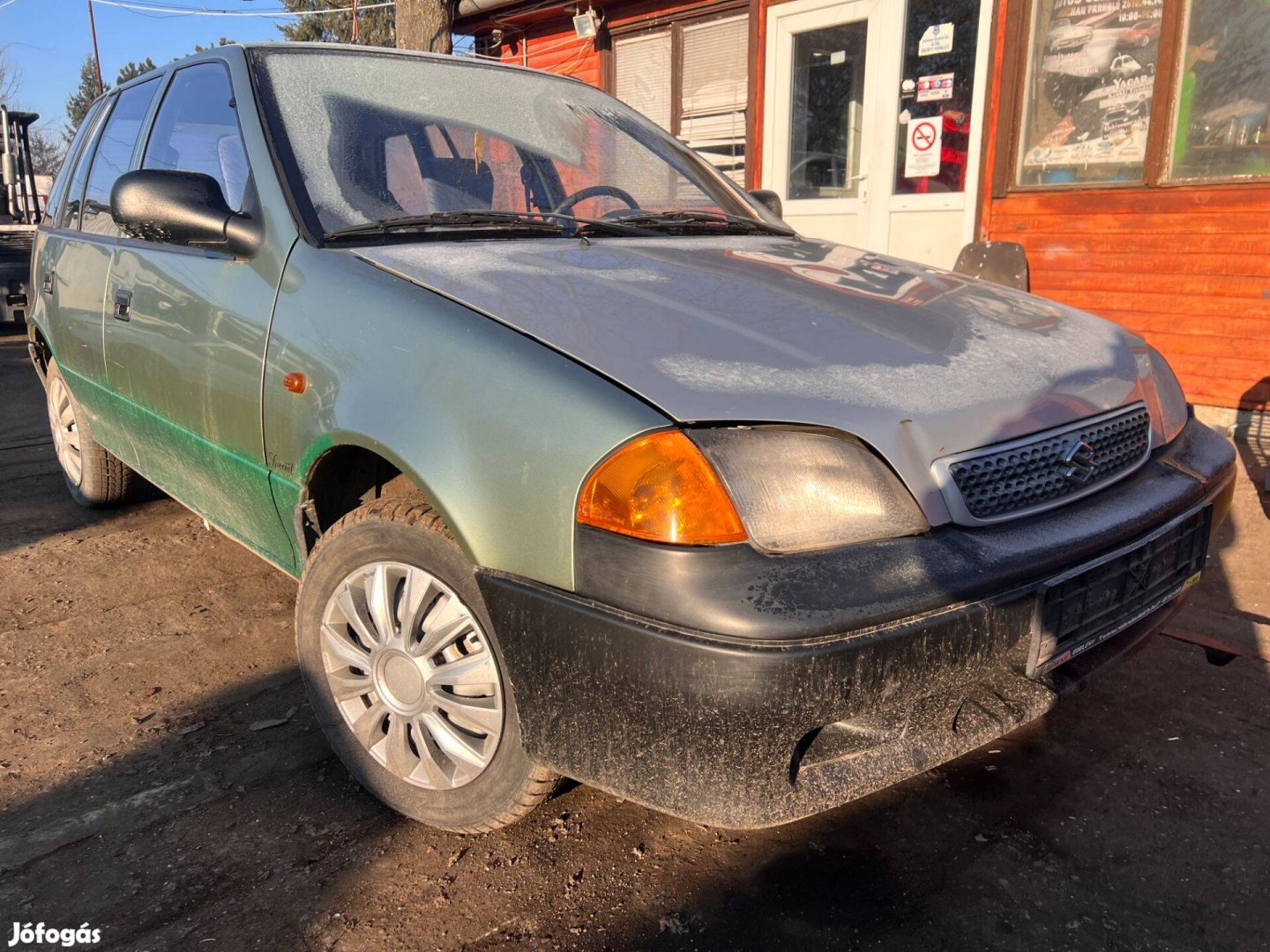 Suzuki Swift (2000) 1.0i G10A Alkatrészek #M2258