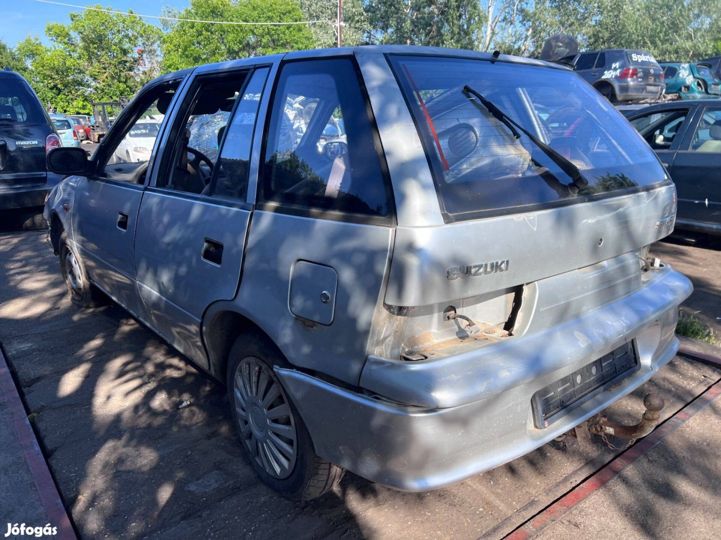 Suzuki Swift (2000) 1.0i G10A Alkatrészek #M2650