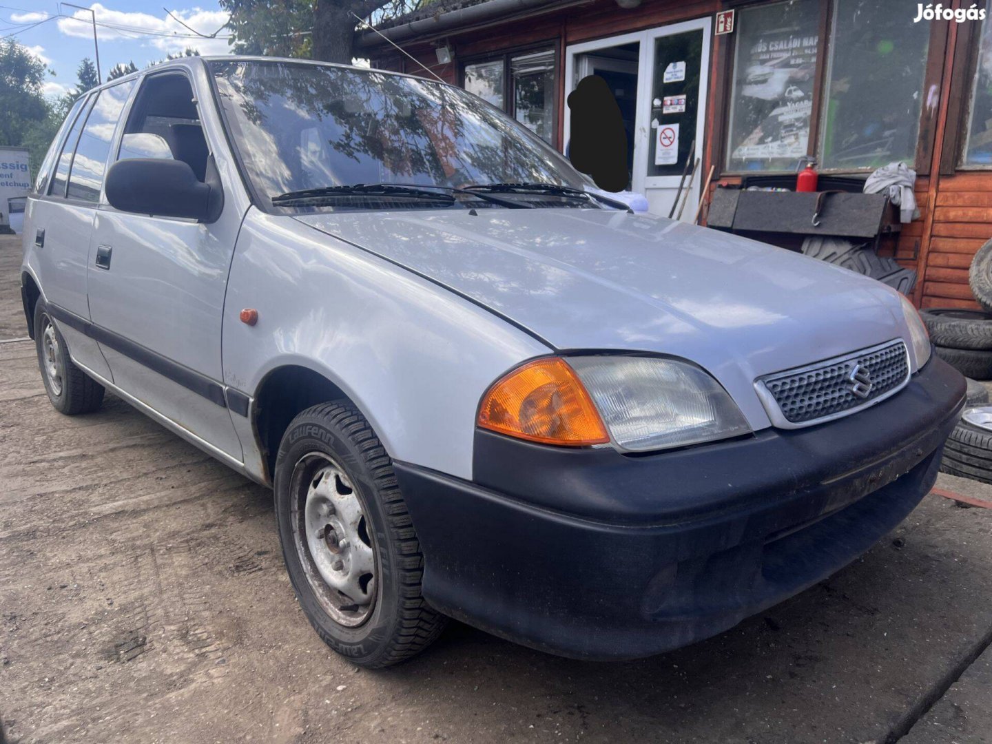 Suzuki Swift (2001) 1.0i G10A Alkatrészek #M2581