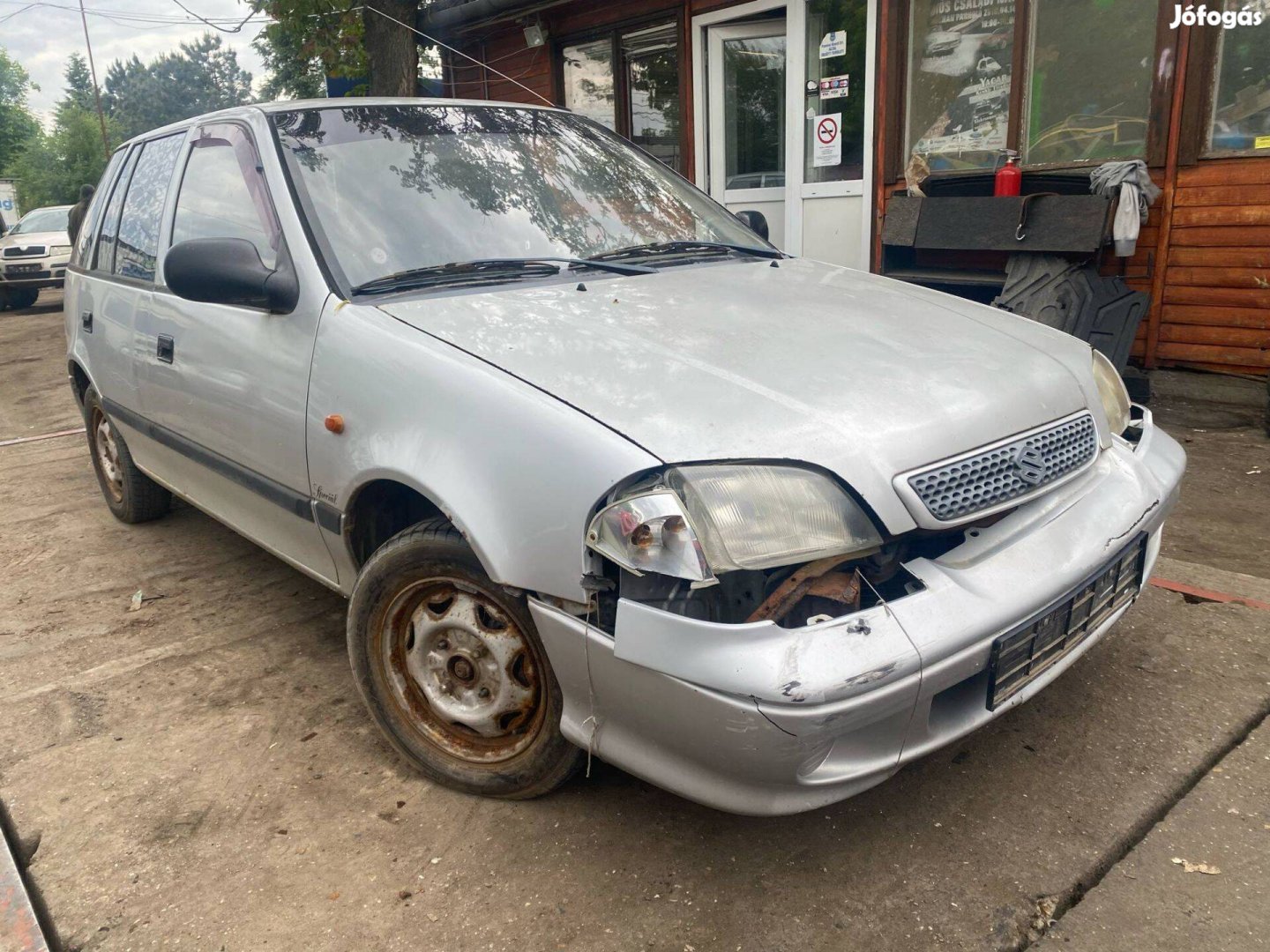 Suzuki Swift (2003) 1.0i G10A Alkatrészek #M2647