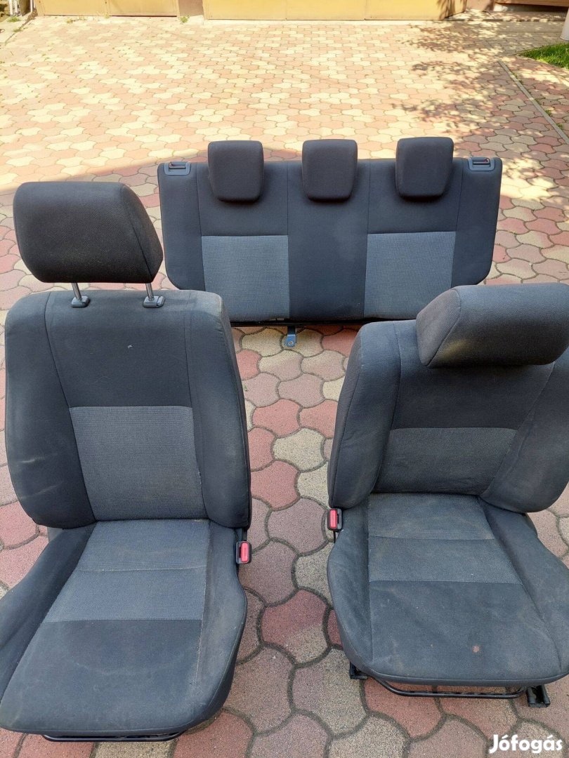 Suzuki Swift, Splash ülés garnitúra