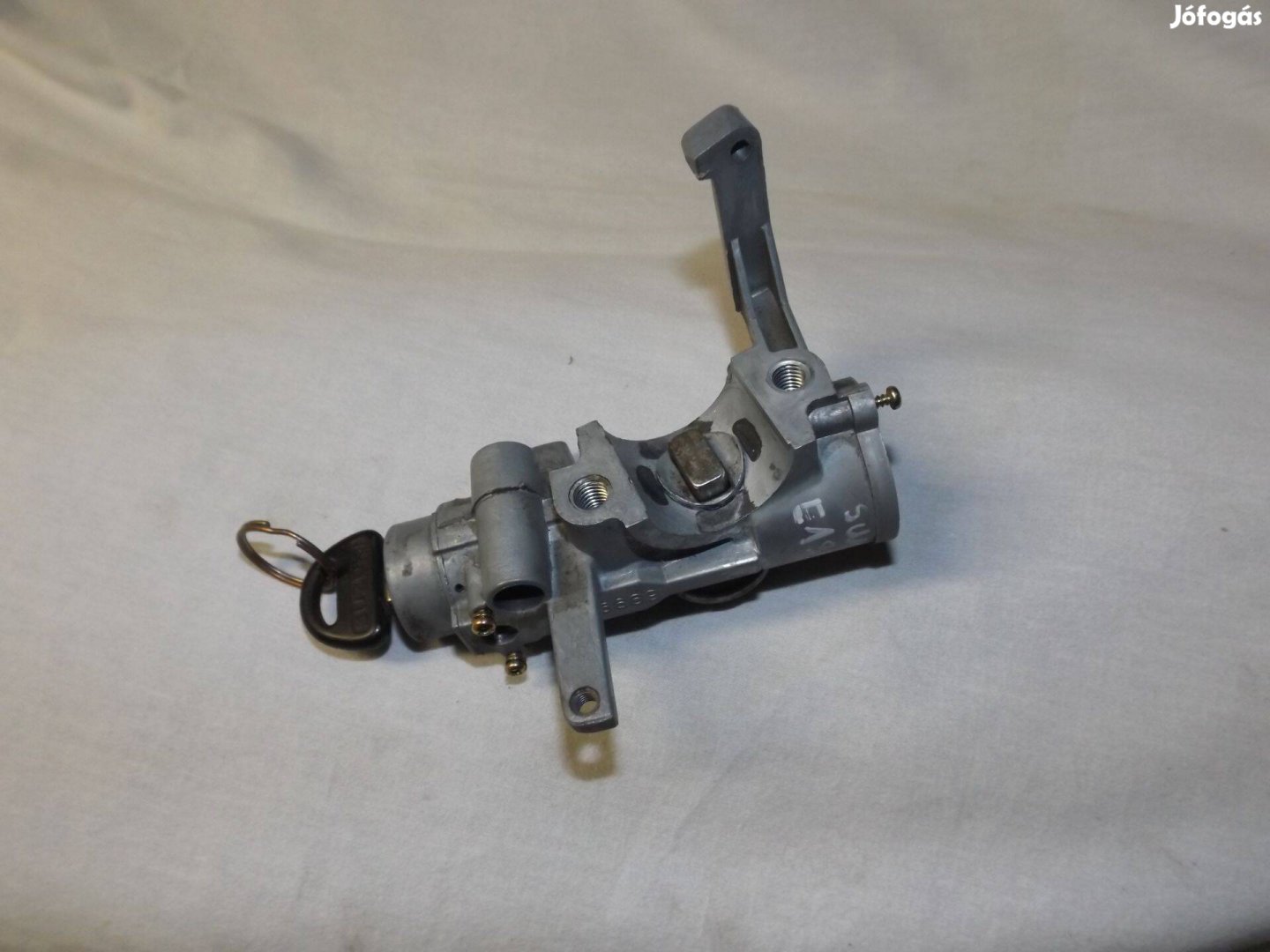 Suzuki Swift / Geo Metro gyújtáskapcsoló kulccsal