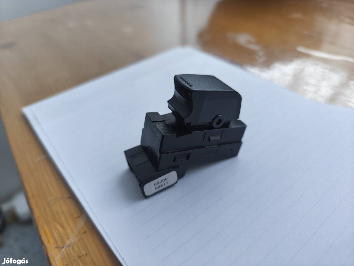 Suzuki Swift ablakemelő kapcsoló