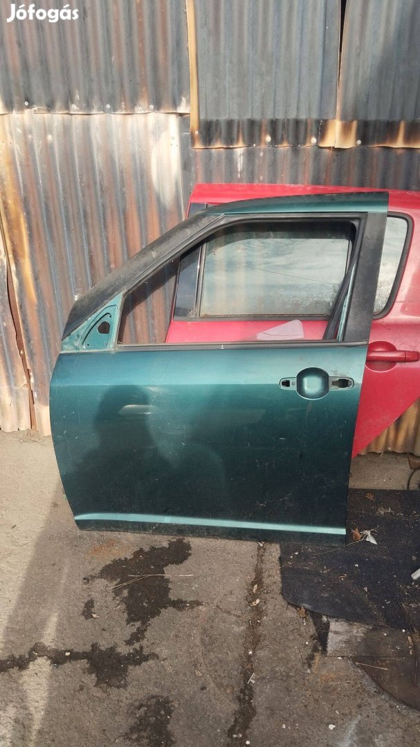 Suzuki Swift bal első ajtó