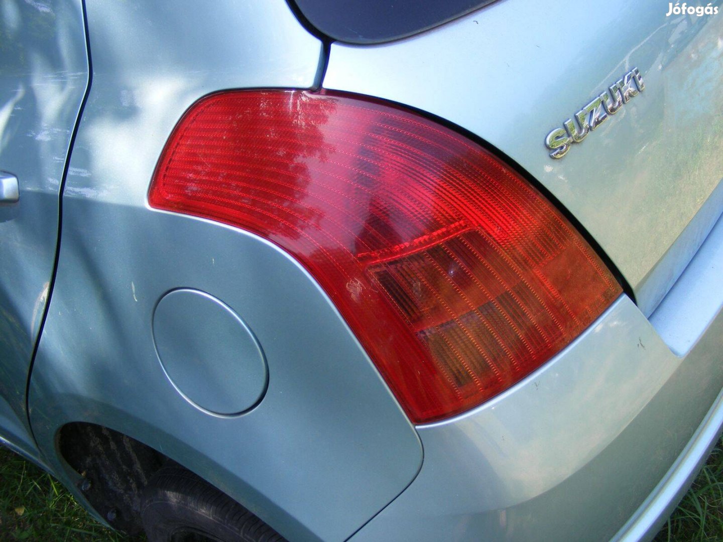 Suzuki Swift bal hátsó lámpa gyári hibátlan 2005-2007