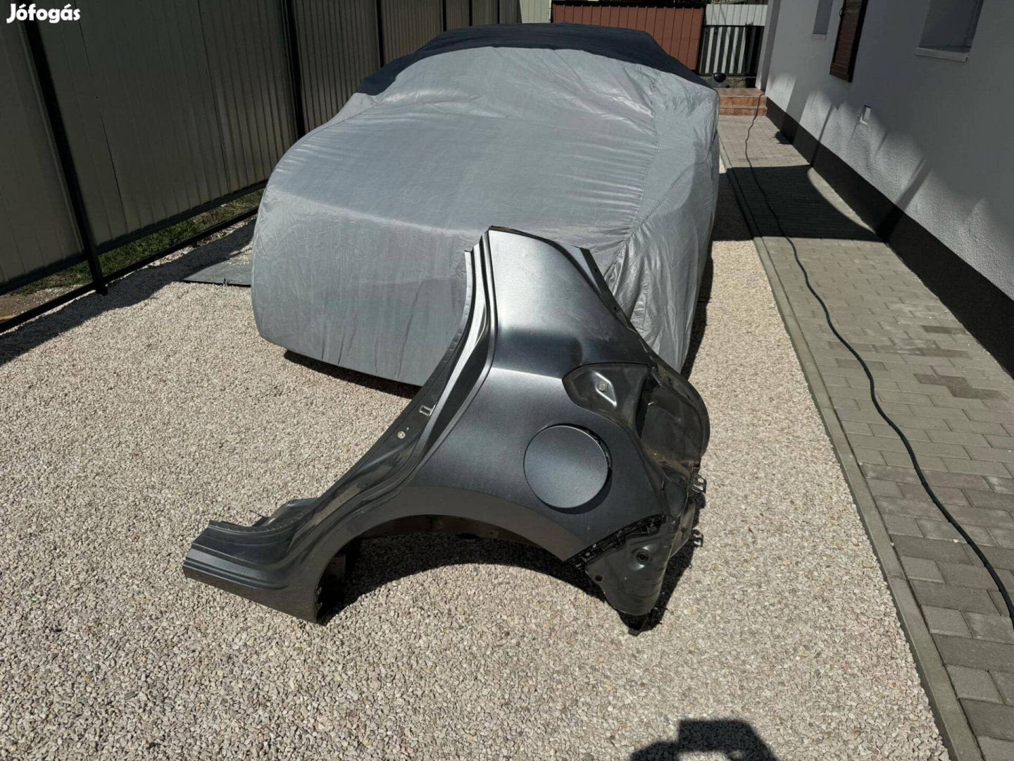Suzuki Swift bal sárvédő negyed