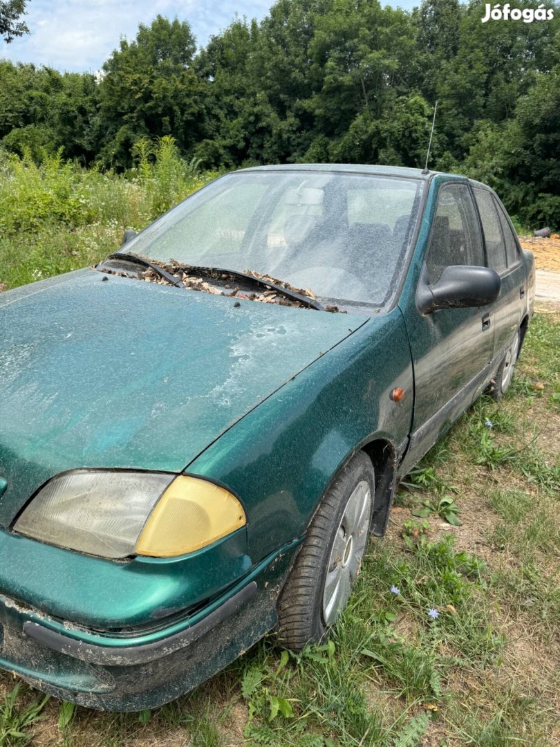 Suzuki Swift bontódik