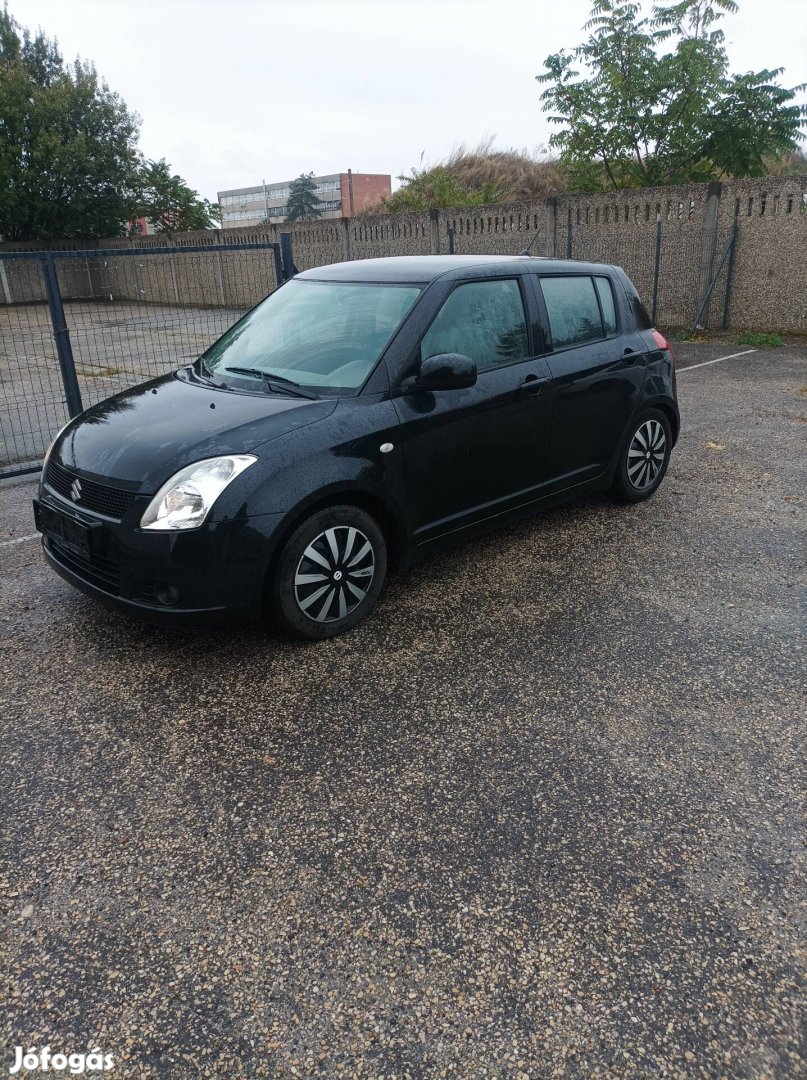 Suzuki Swift bontott alkatrészek 2004 től 2010ig