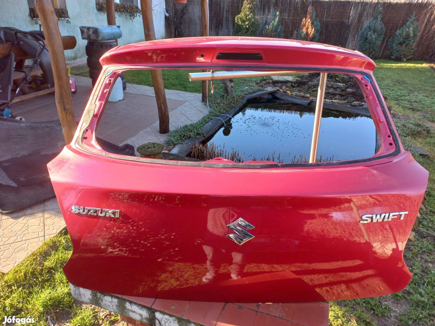 Suzuki Swift csomagtér ajtó 2015-től