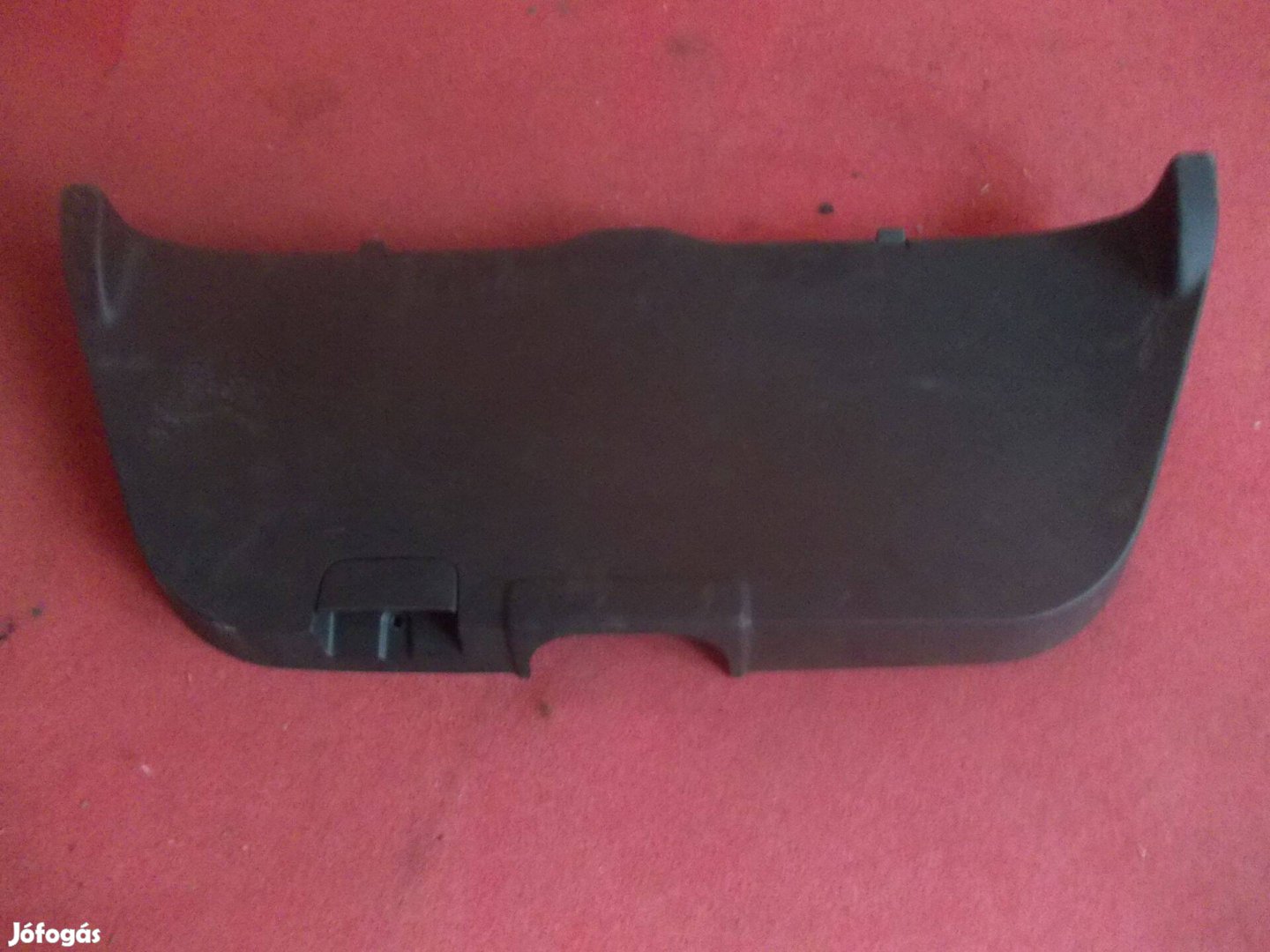 Suzuki Swift csomagtérajtó burkolat 2005-2010