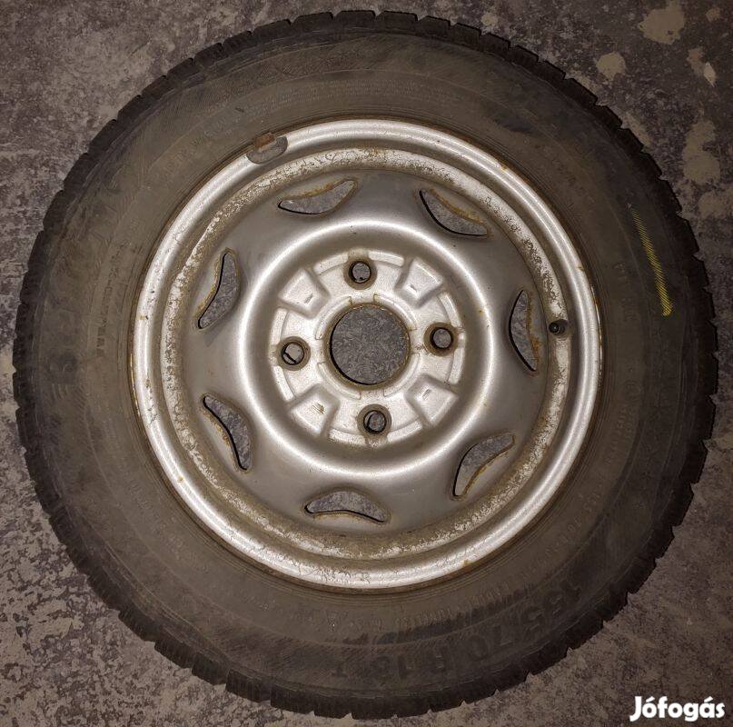 Suzuki Swift felnik téli gumival (4 darab, 2004 előtti évjáratra)