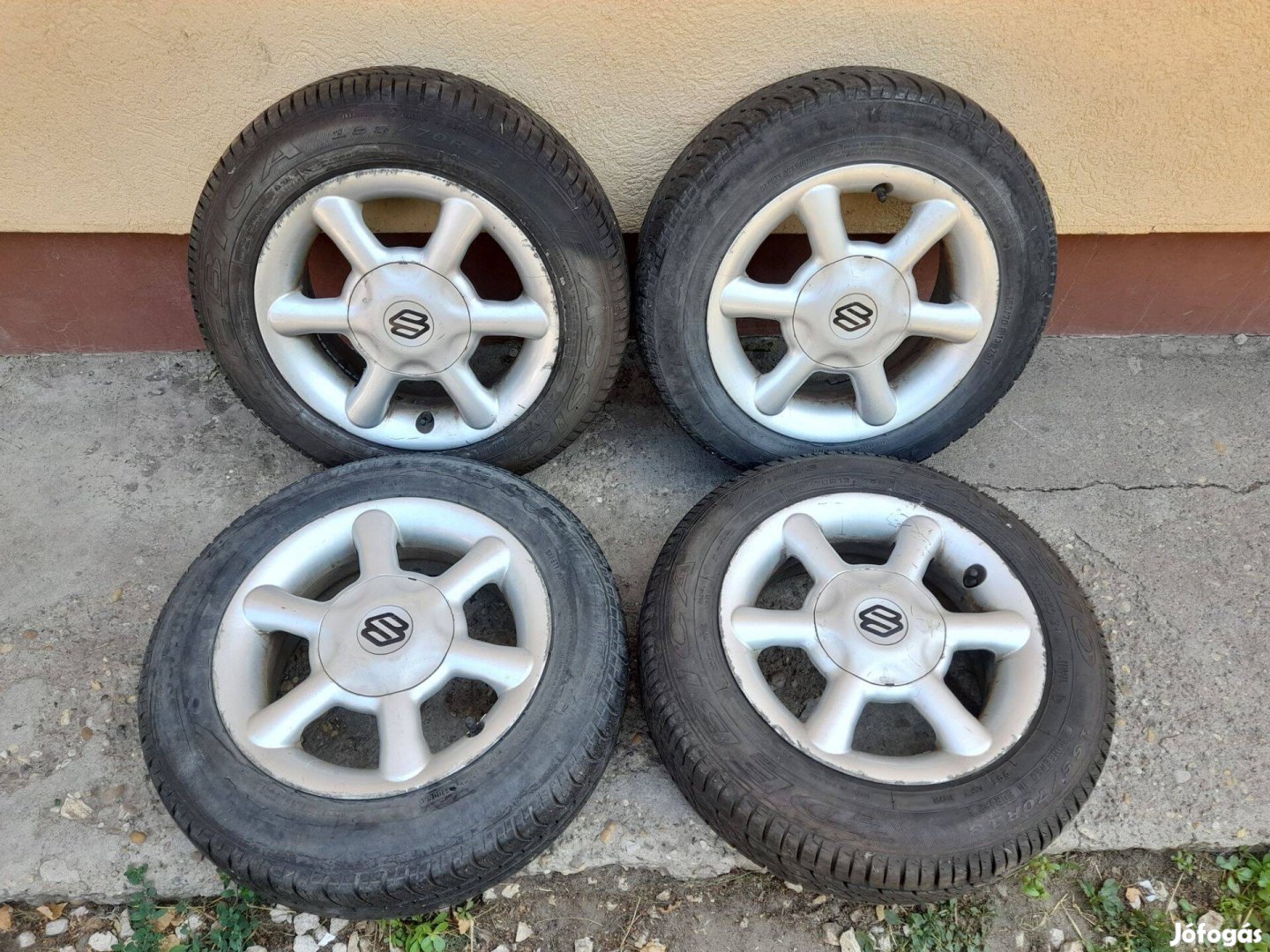Suzuki Swift gyári alufelni szett 13"