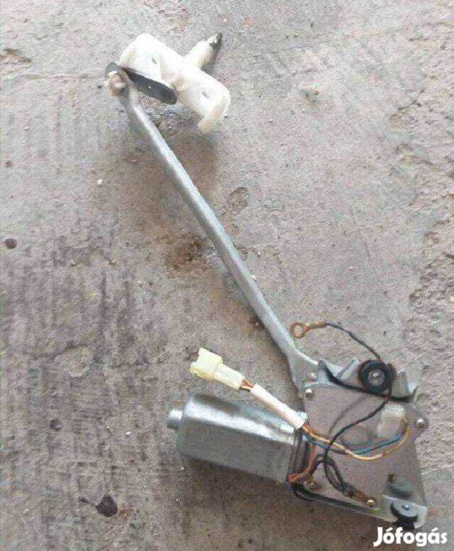 Suzuki Swift hátsó ablaktörlő motor 1997 - 2003