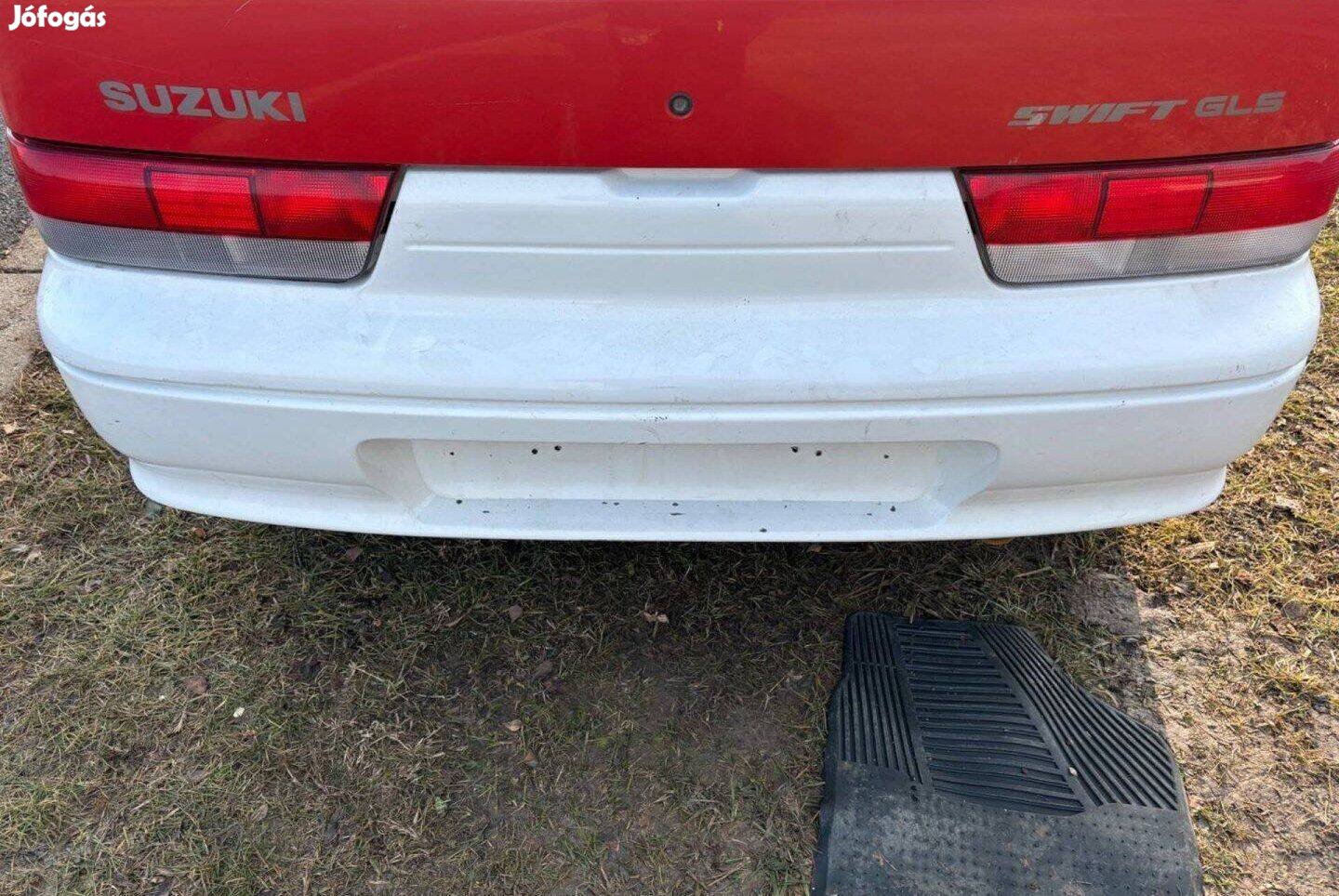 Suzuki Swift hátsó lökhárító 26U