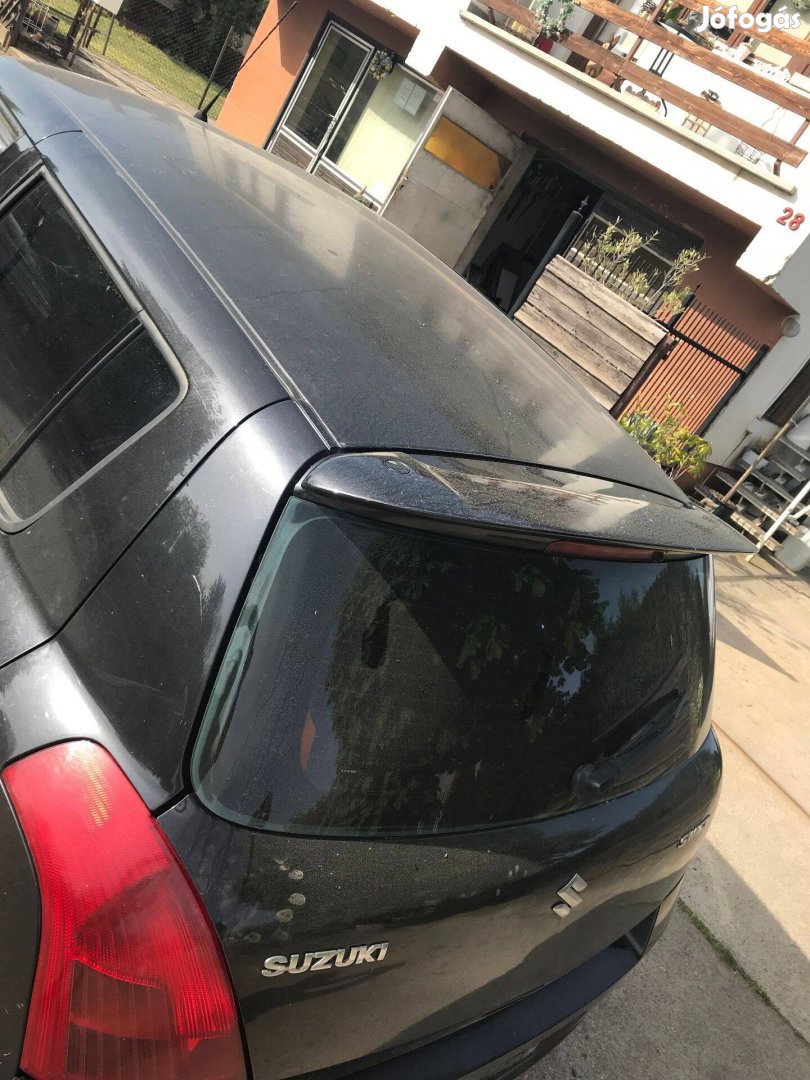 Suzuki Swift hátsó szárny eladó
