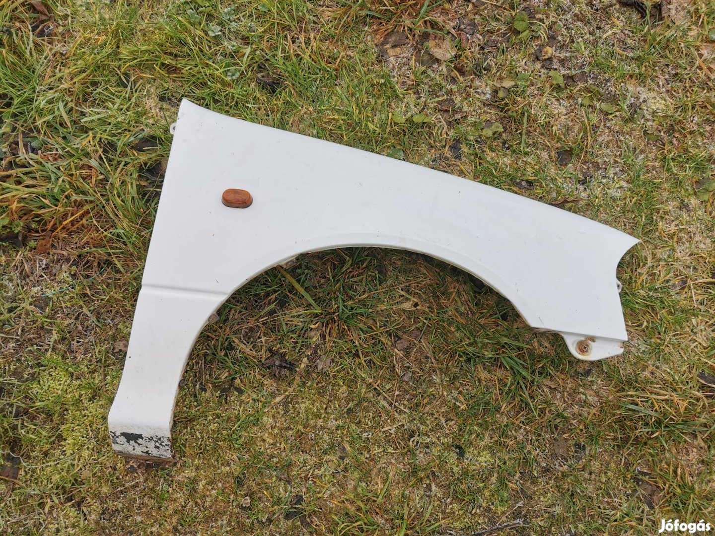 Suzuki Swift jobb első sárvédő