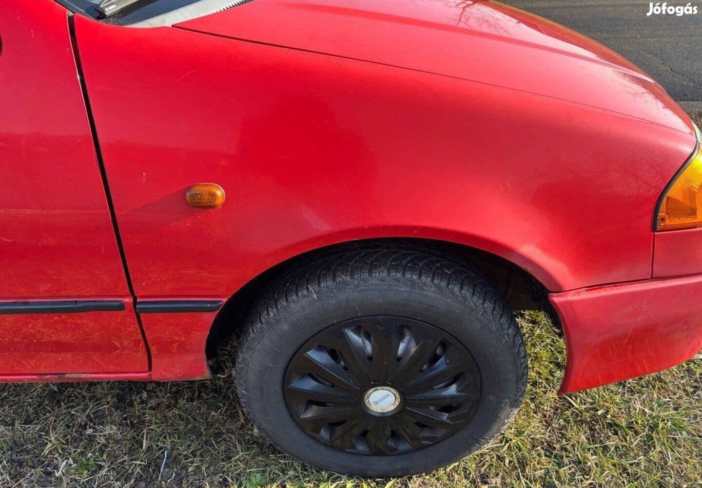 Suzuki Swift jobb első sárvédő z1w