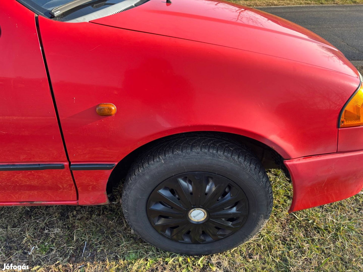 Suzuki Swift jobb első sárvédő z1w