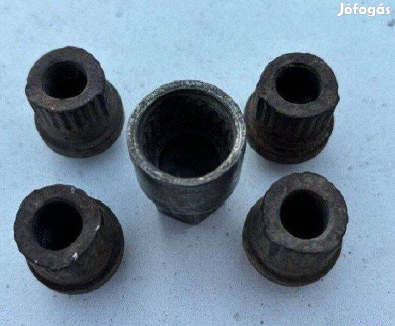 Suzuki Swift kerékőr kerék őr szett