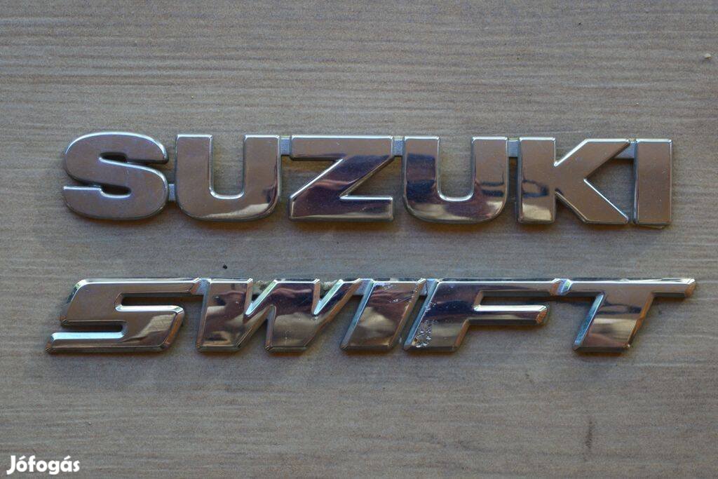 Suzuki Swift króm emblémák