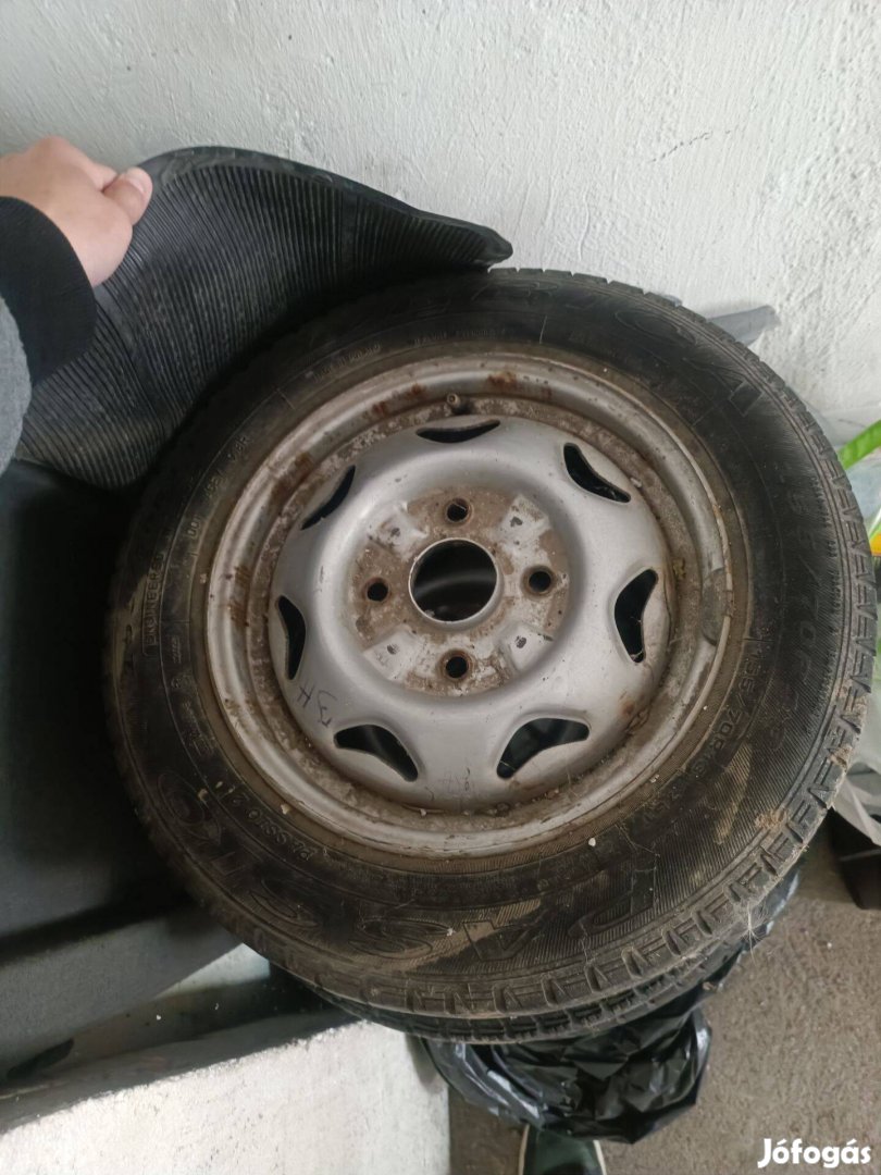 Suzuki Swift lemezfelni