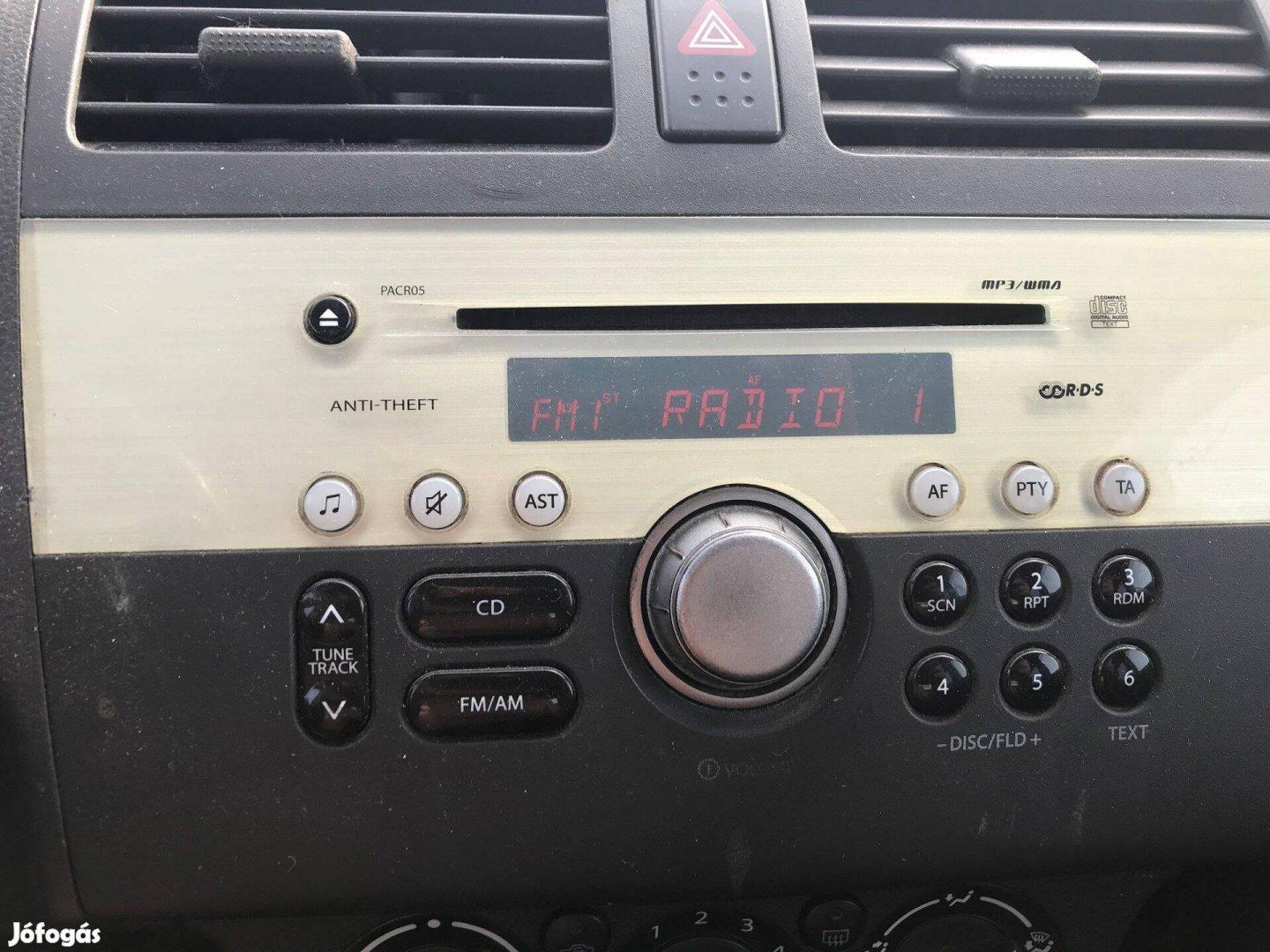 Suzuki Swift rádió CD MP3