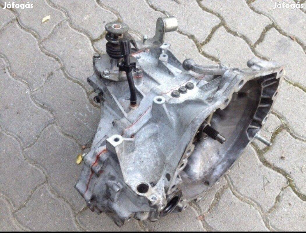 Suzuki Swift sebváltó (2005-2010), fél év garancia