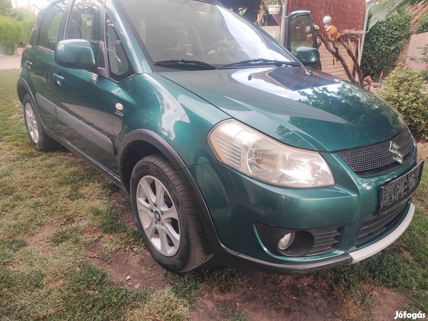 Suzuki Sx4 sárvédő,cooler,lámpa, tükör ajtó stb 