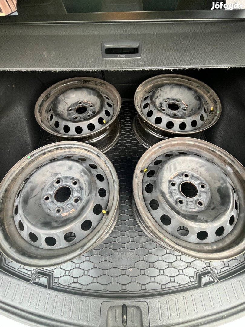 Suzuki Toyota acél lemez felni kerék 15 col