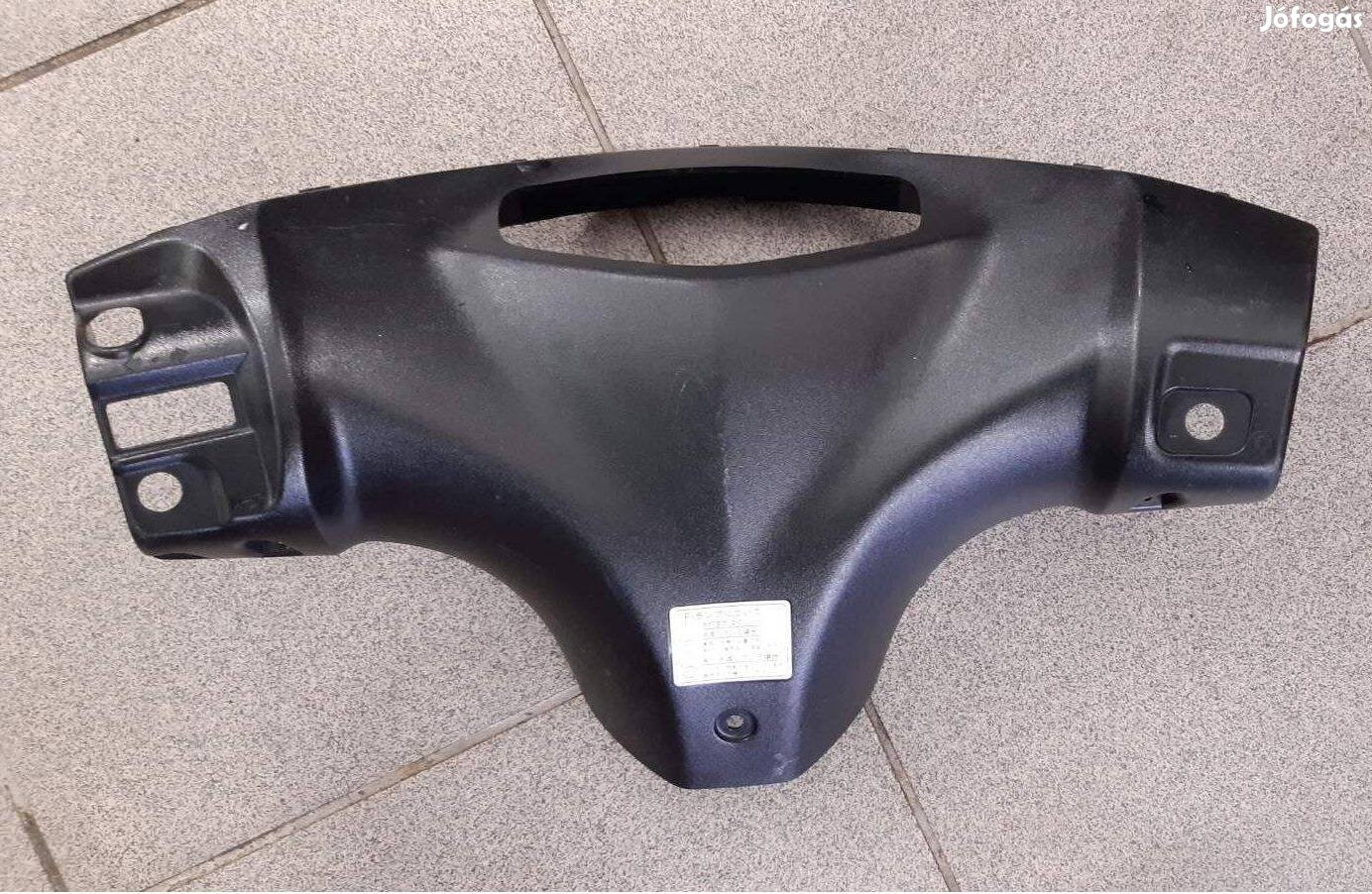 Suzuki V50 fejidom belső