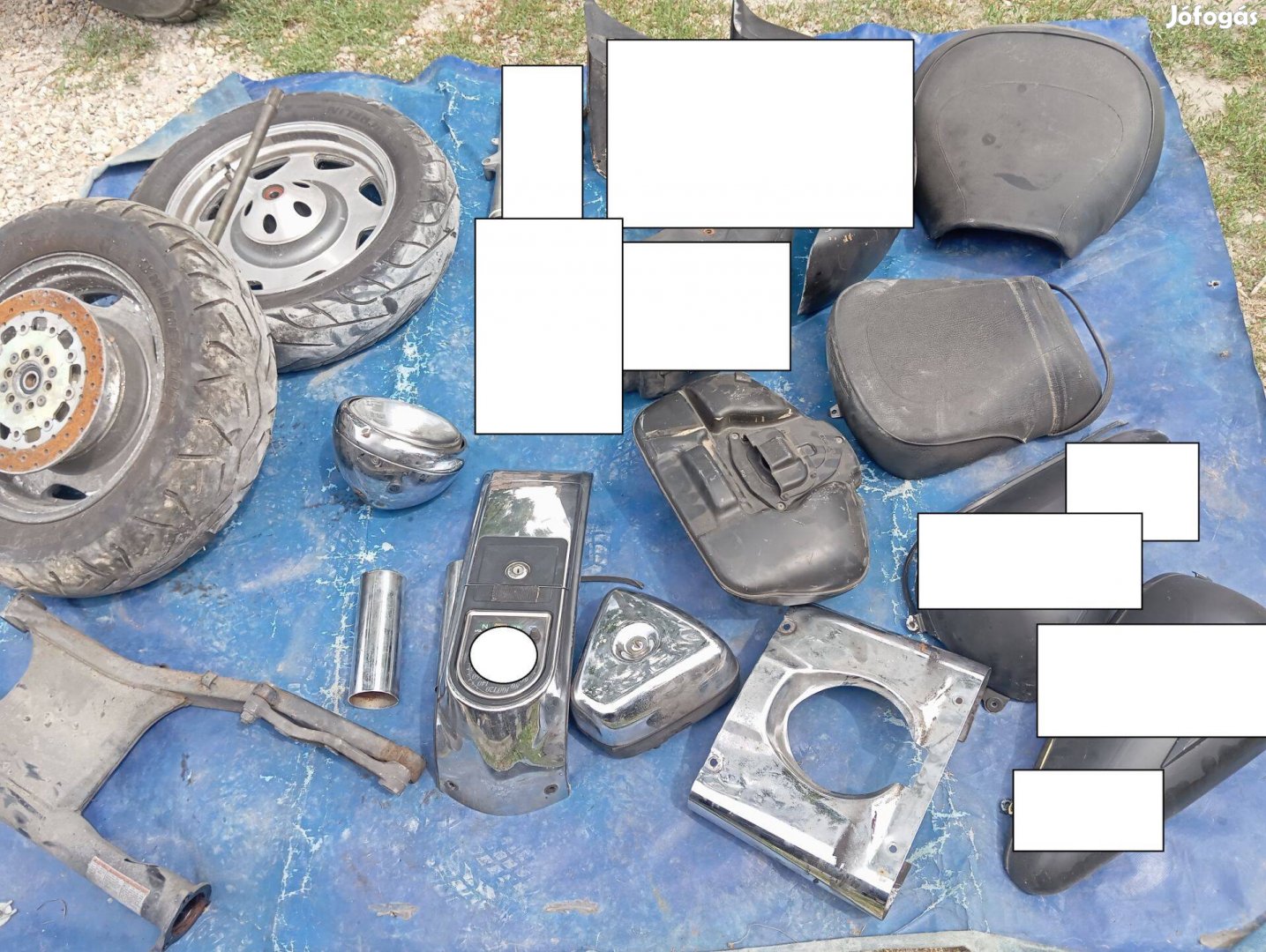 Suzuki VL 1500 alkatrész első lámpa