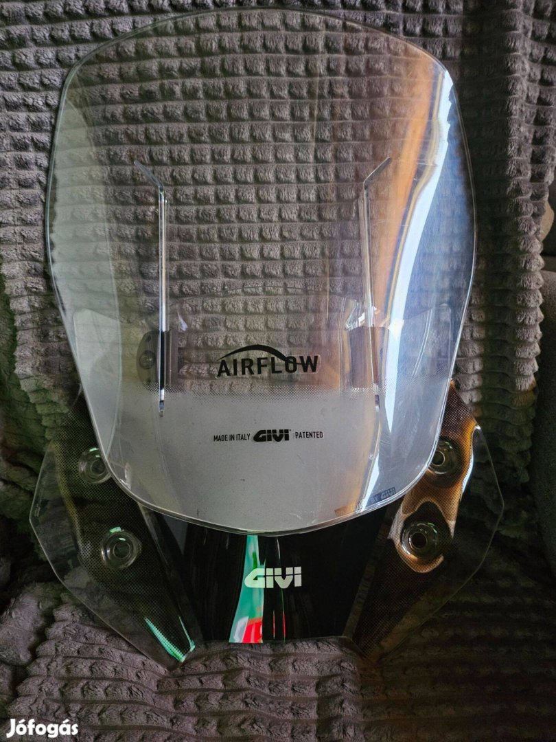 Suzuki V-Strom DL 650 Givi Airflow állítható plexi