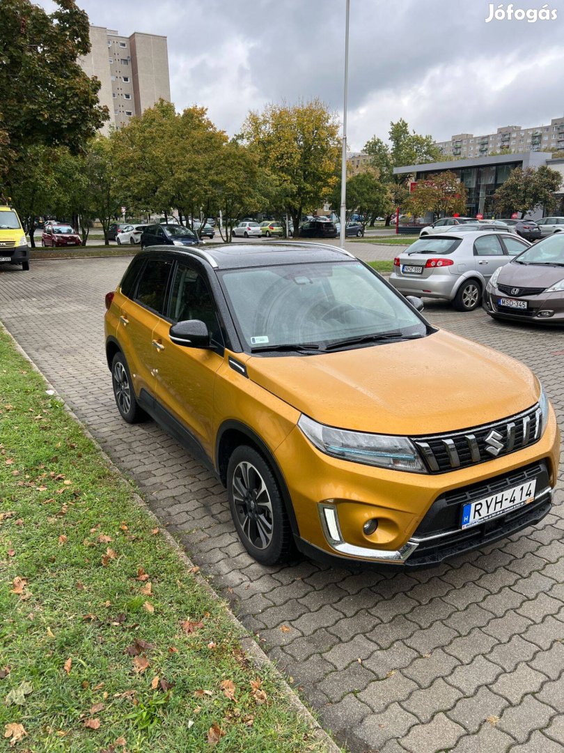 Suzuki Vitara 1,4 GLX Hybrid, navigáció, panoráma tető