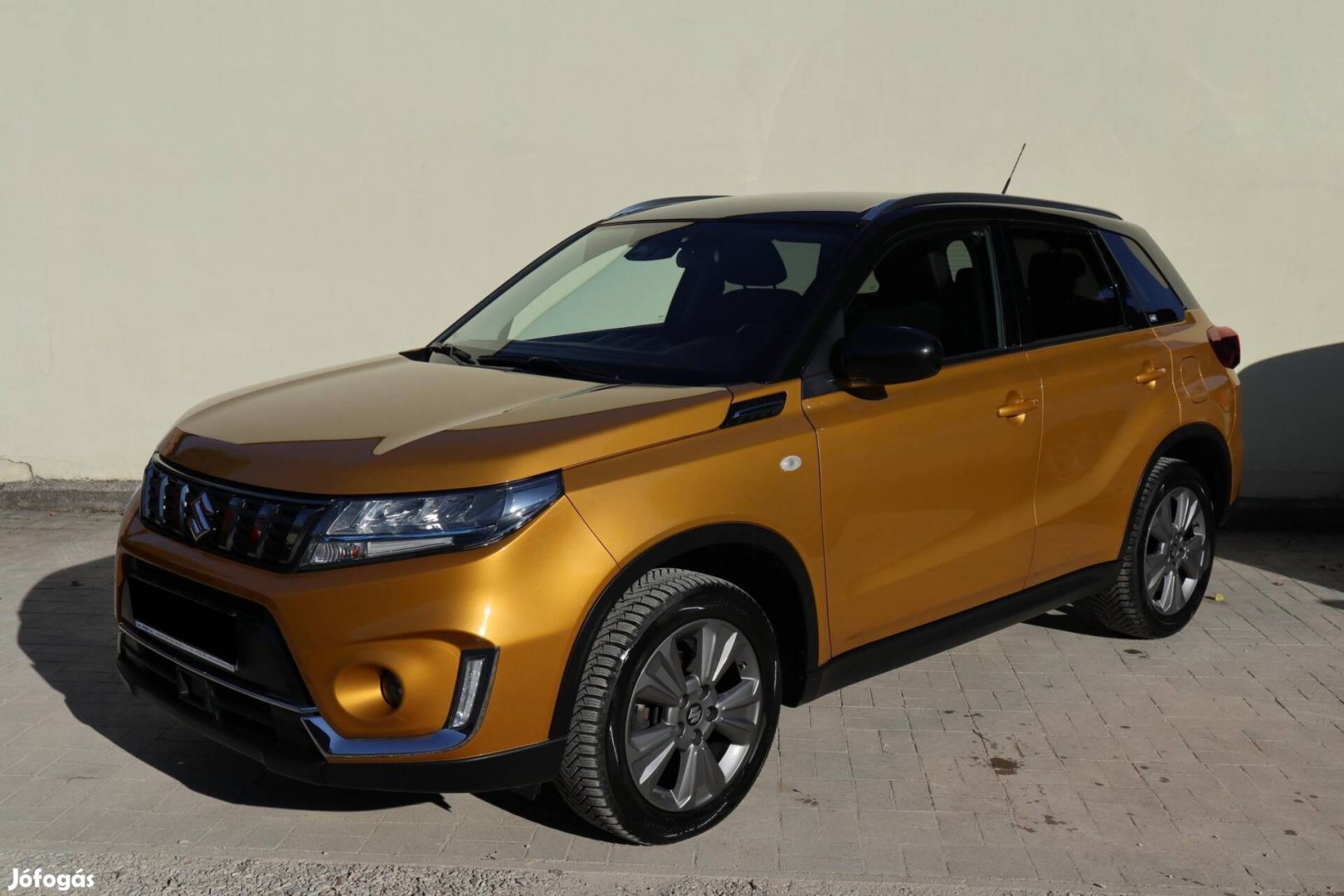 Suzuki Vitara 1.4 Hybrid GL+ Magyarországi - tö...