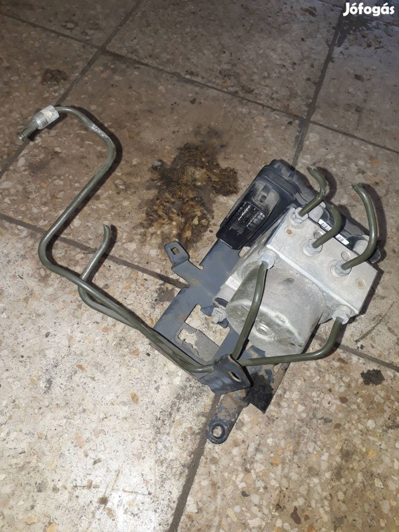 Suzuki Vitara ABS Tömb