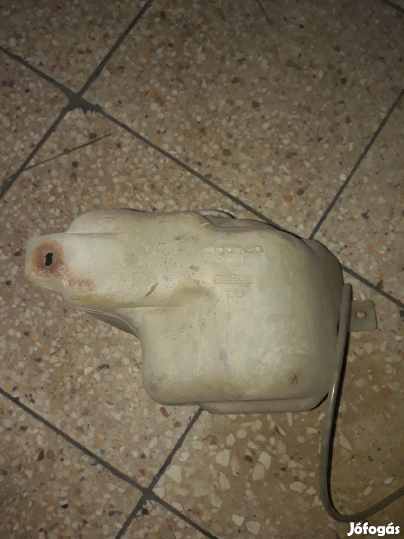 Suzuki Vitara Ablakmosó Tartály Ablakmosó Szivattyú