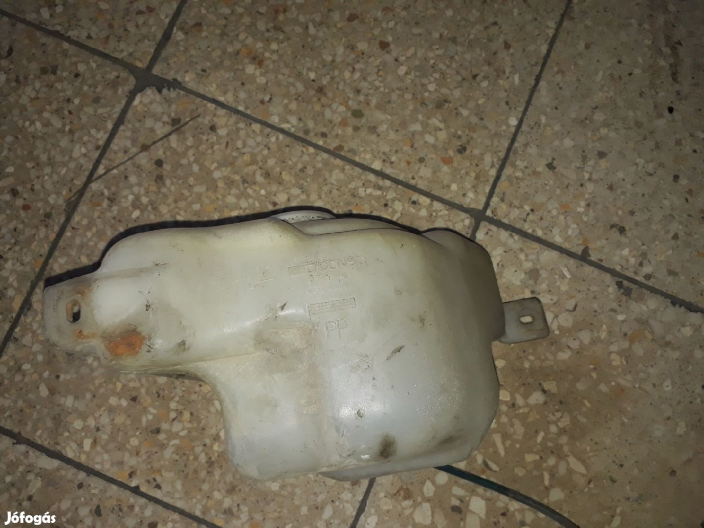 Suzuki Vitara Ablakmosó Tartály Ablakmosó Szivattyú