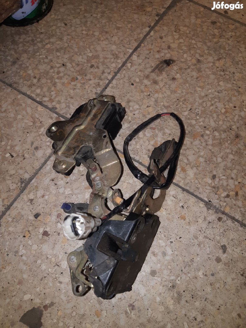 Suzuki Vitara Bal Első Ajtó Zárszerkezet