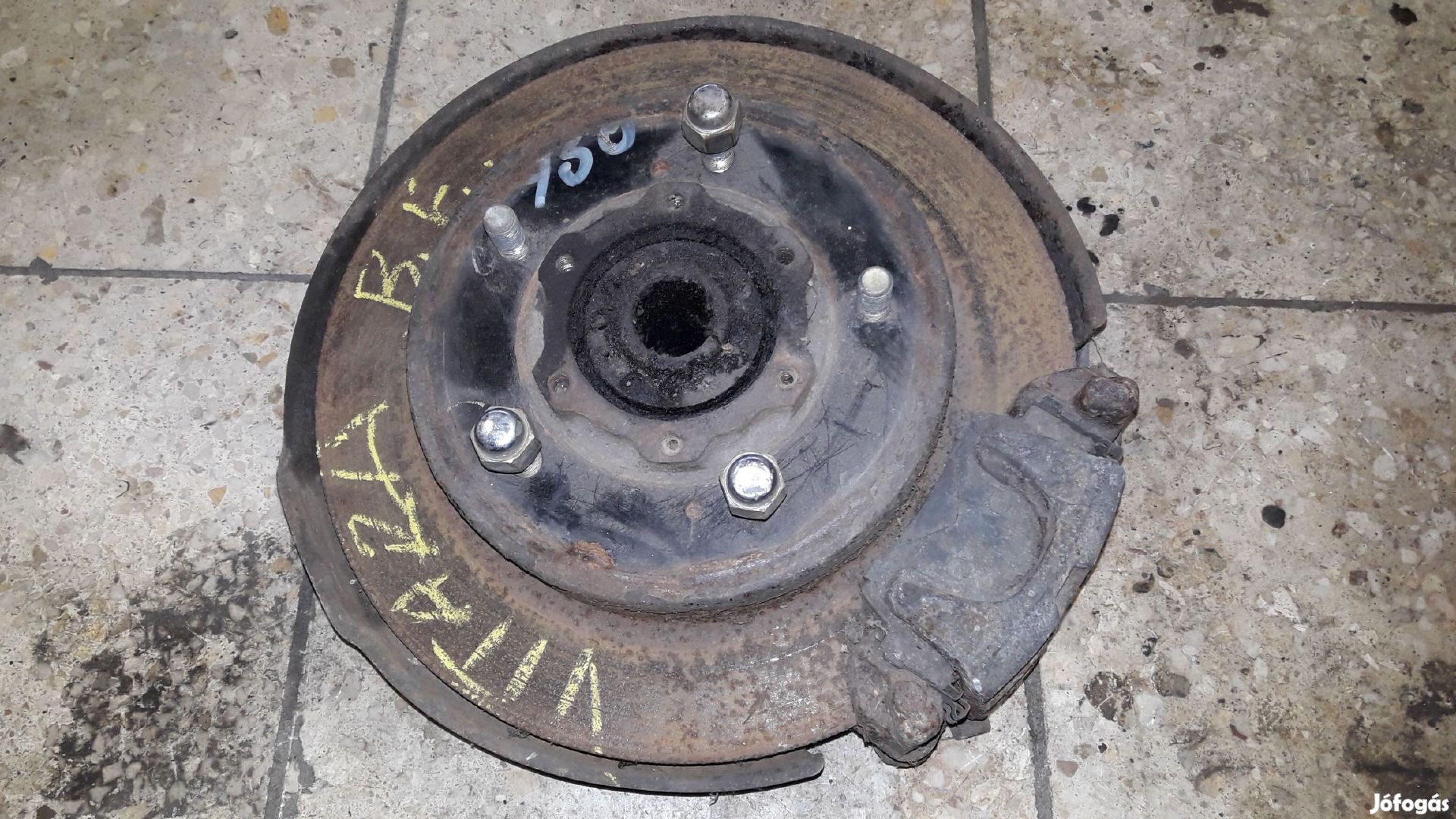 Suzuki Vitara Bal Első Csonkállvány Kerékaggyal Féknyereg