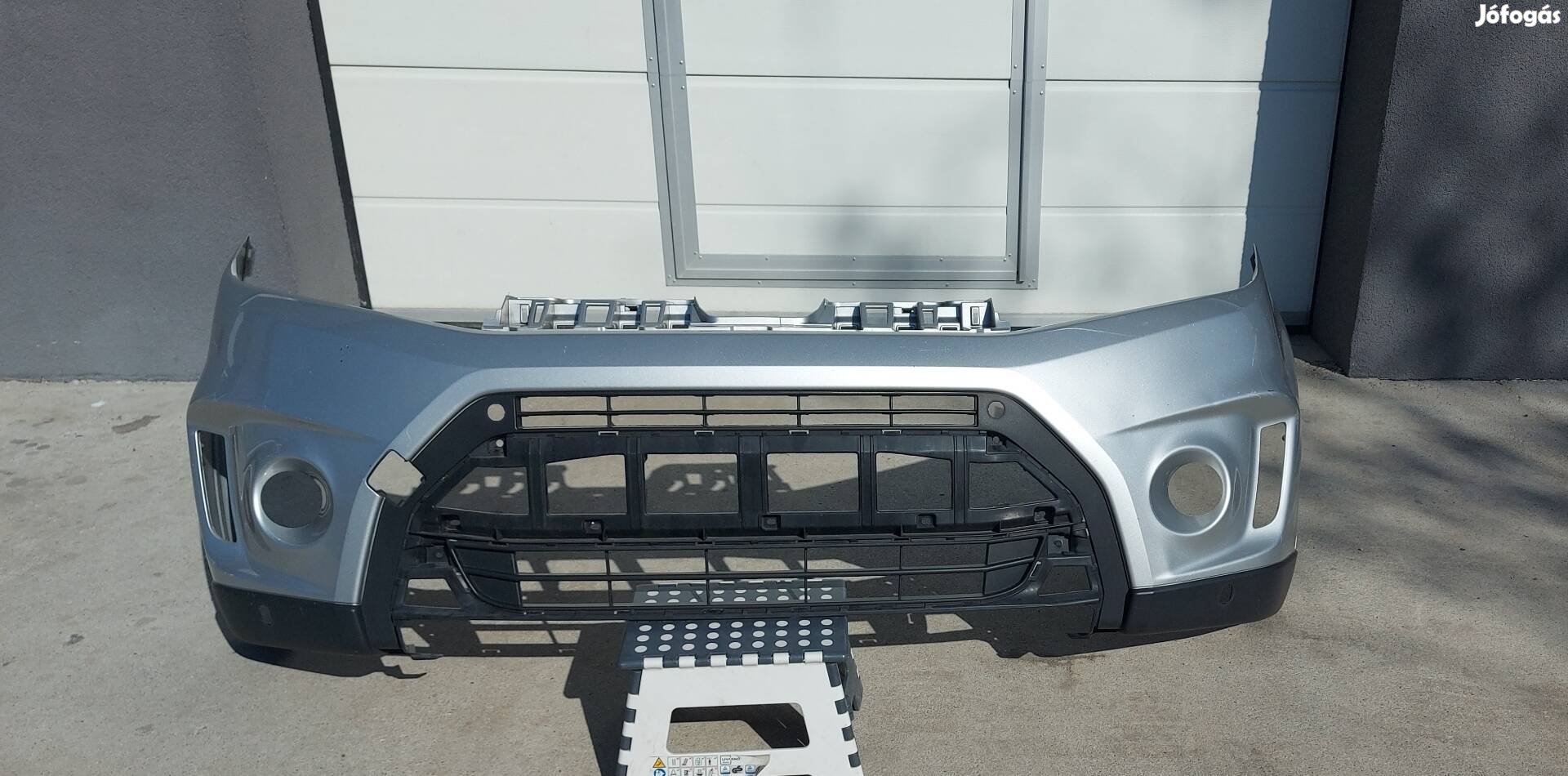 Suzuki Vitara Első lökhárító