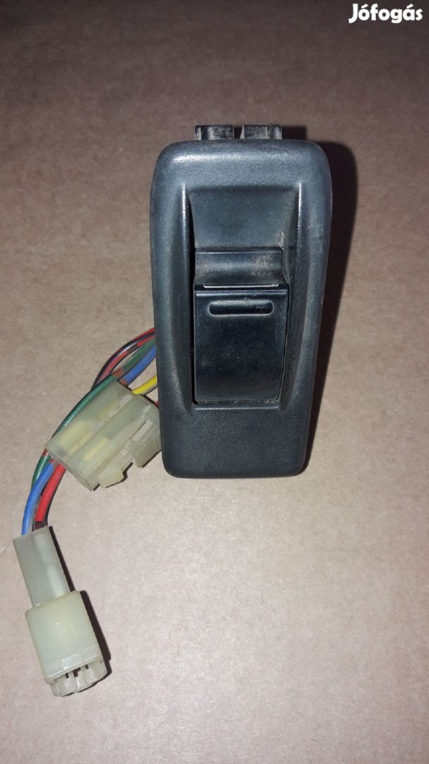 Suzuki Vitara Jobb Hátsó Ablakemelő Kapcsoló