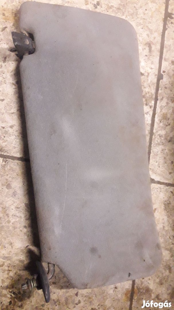 Suzuki Vitara Jobb Napellenző