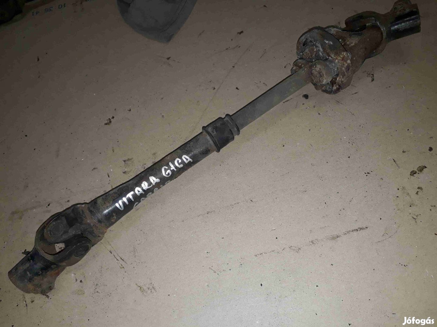 Suzuki Vitara Kormánykardán