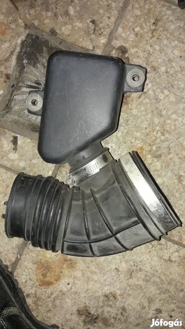 Suzuki Vitara Levegőcső Zaj Csökkentő