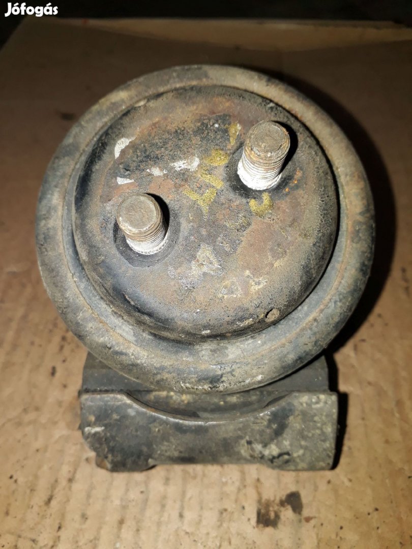 Suzuki Vitara Motortartó Bak