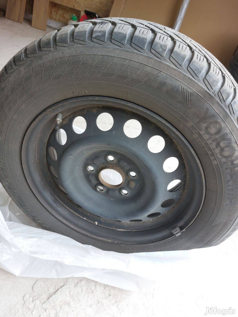 Suzuki Vitara acélfelni (4db) Tpms szenzorral, Yokohama téligumival