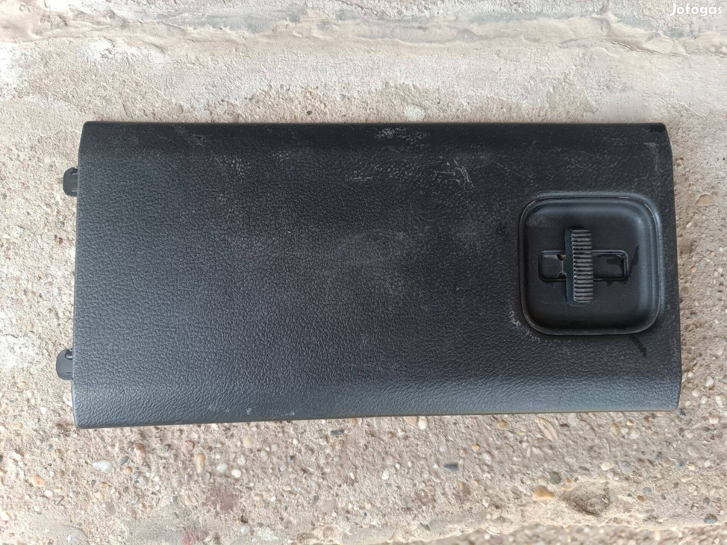 Suzuki Vitara csomagtér rekesztakaró burkolat