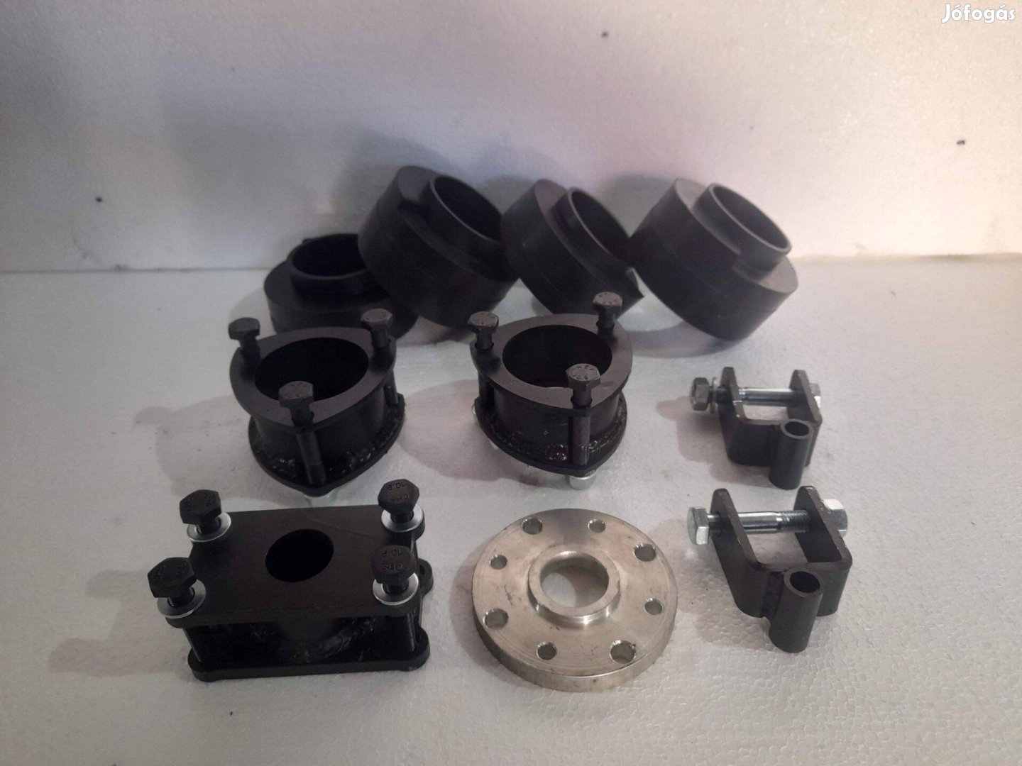 Suzuki Vitara futómű emelő szett 1988-2005 +5 cm